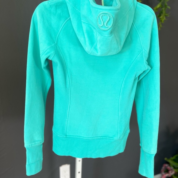 Lululemon athletica. Like new. Excellent condition - Picture 10 of 16